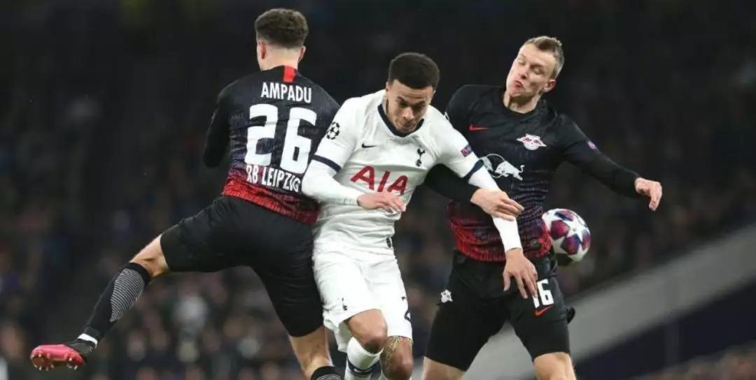 法兰克福客场遭遇重创不敌莱比锡红牛    法兰克福客场遭遇重创不敌莱比锡红牛